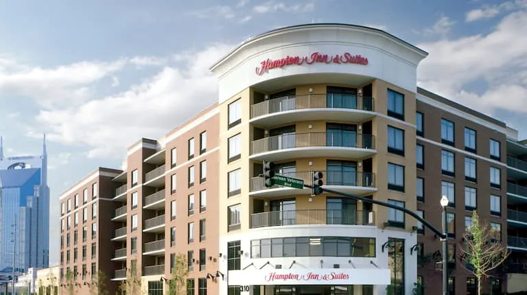 Hampton Inn & Suites Nashville-Downtown
