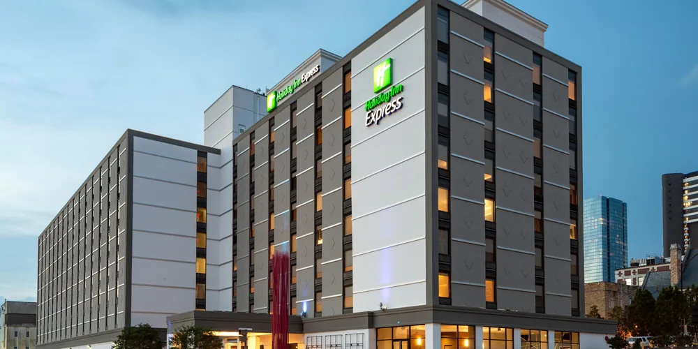 Holiday Inn Express Nashville Downtown - Broadway