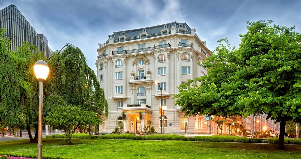 Hotel Carlton