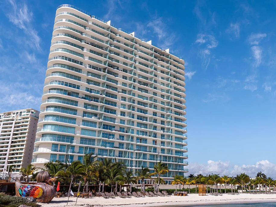 SLS Cancun