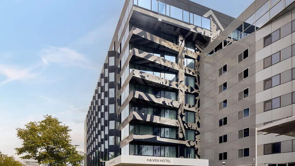 Haven Hotel Rotterdam, Curio Collection by Hilton