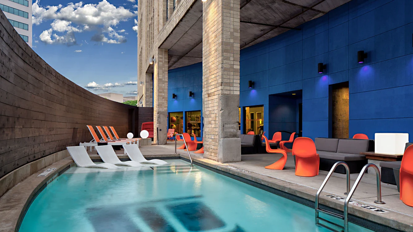 Aloft Dallas Downtown